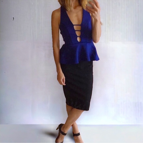 Soprano Women’s Royal Blue Sleeveless Peplum Blouse size small - Picture 2 of 8